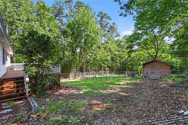 194 Pinehaven Drive, New London, NC 28127