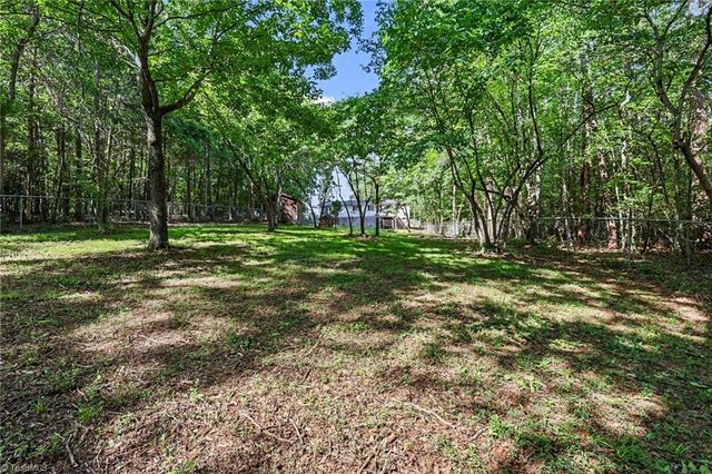194 Pinehaven Drive, New London, NC 28127