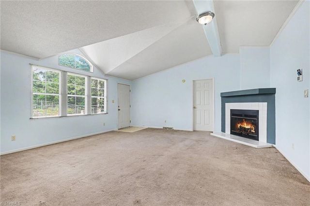 194 Pinehaven Drive, New London, NC 28127