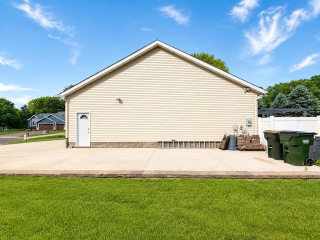 609 20th Avenue N, Sartell, MN 56377
