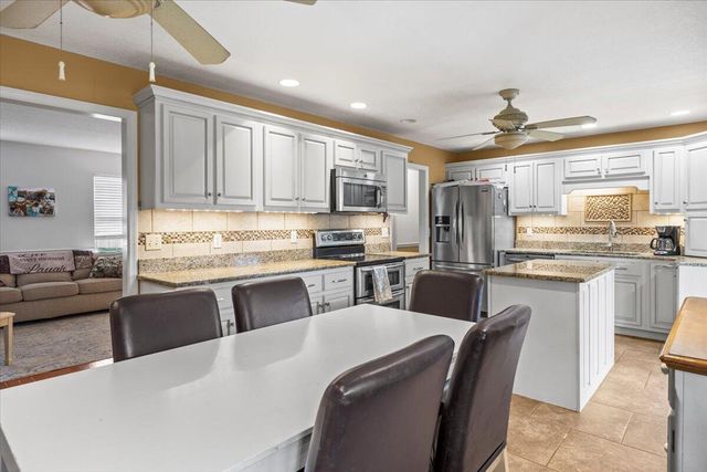 952 Wyndsor Drive, Hixson, TN 37343