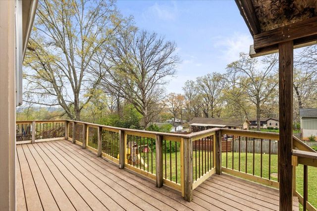 952 Wyndsor Drive, Hixson, TN 37343