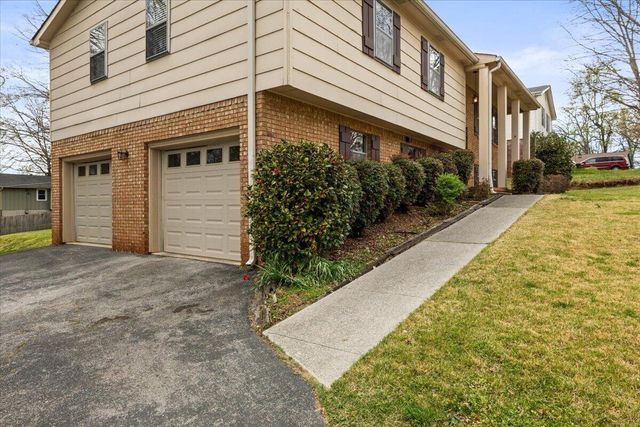 952 Wyndsor Drive, Hixson, TN 37343