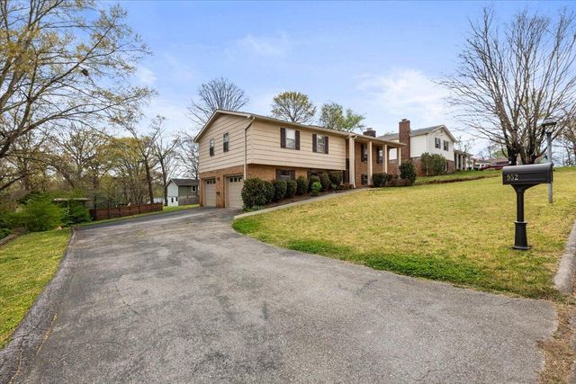 952 Wyndsor Drive, Hixson, TN 37343