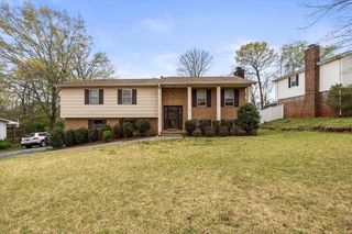 952 Wyndsor Drive, Hixson, TN 37343