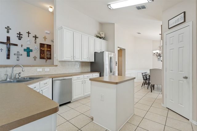 1303 Fayette Court, Wylie, TX 75098