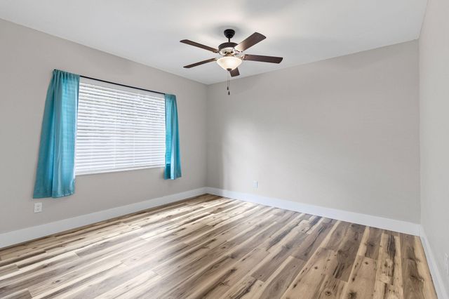 725 Tuxedo Drive, Fort Walton Beach, FL 32547