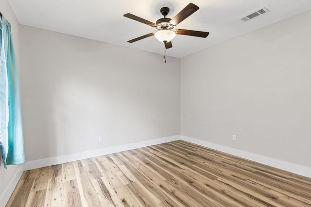 725 Tuxedo Drive, Fort Walton Beach, FL 32547