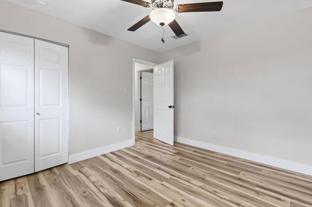 725 Tuxedo Drive, Fort Walton Beach, FL 32547
