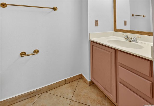 22023 legend point, San Antonio, TX 78258