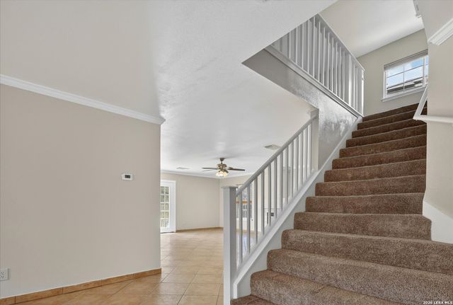 22023 legend point, San Antonio, TX 78258