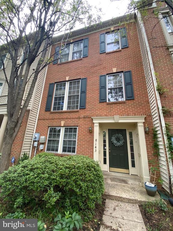 8143 SKELTON CIR, Falls Church, VA 22042