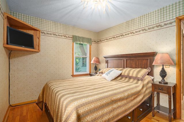 1018 Ruddiman Drive, Muskegon, MI 49445