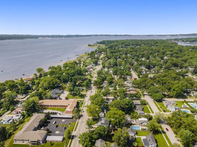 1018 Ruddiman Drive, Muskegon, MI 49445