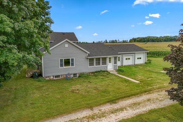 322 W Chicago Road, Batavia Twp, MI 49036