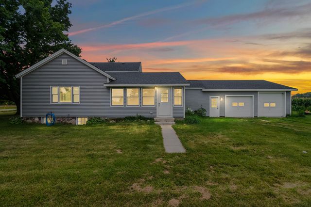 322 W Chicago Road, Batavia Twp, MI 49036