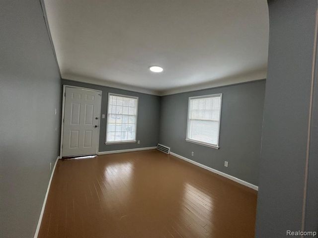 19710 Moross Road, Detroit, MI 48224