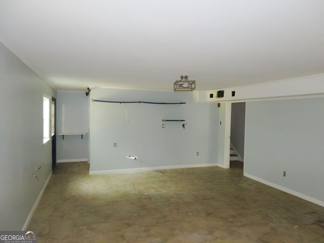 2705 Hayden Drive, East Point, GA 30344