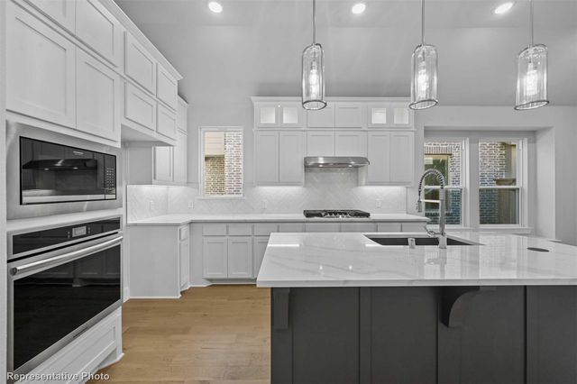 1052 Hackberry Emperor Street, Crowley, TX 76036