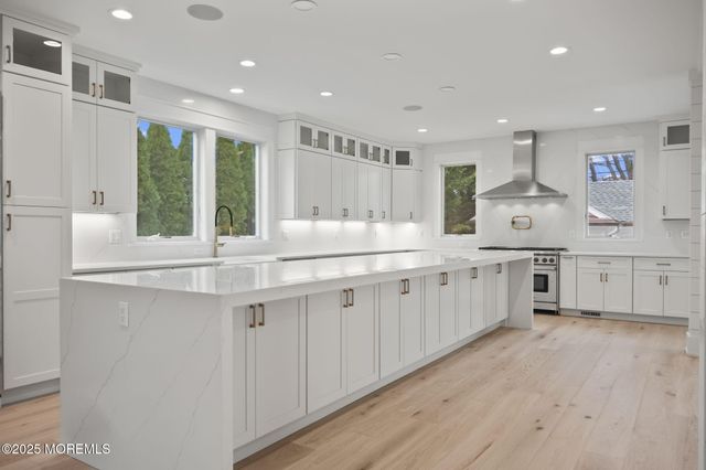 418 Monmouth Avenue, Spring Lake, NJ 07762