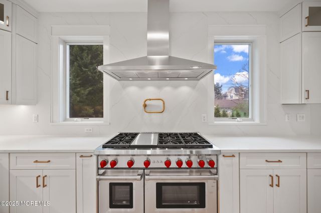 418 Monmouth Avenue, Spring Lake, NJ 07762