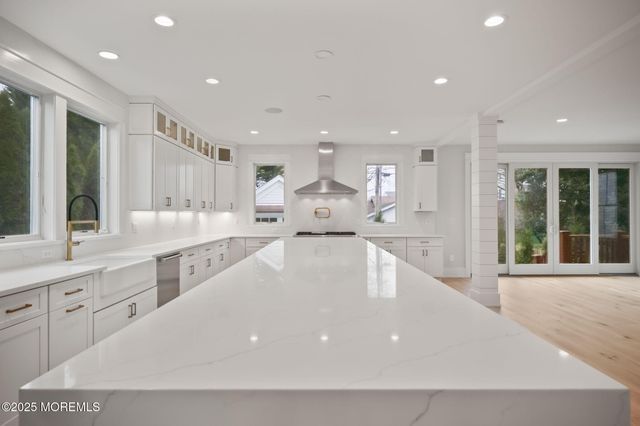 418 Monmouth Avenue, Spring Lake, NJ 07762