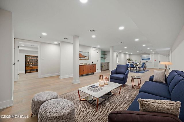 418 Monmouth Avenue, Spring Lake, NJ 07762