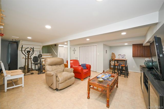 3226 158th Street, Flushing, NY 11358