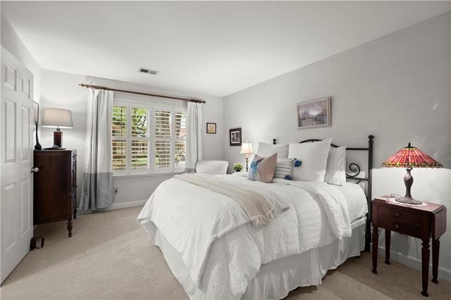 40 Ivy Chase NE, Atlanta, GA 30342