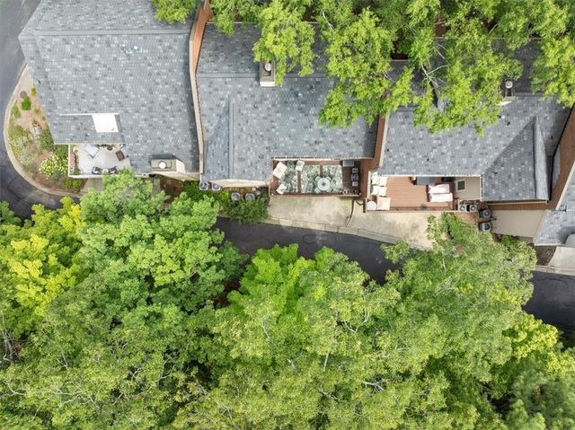 40 Ivy Chase NE, Atlanta, GA 30342