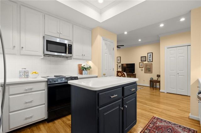 40 Ivy Chase NE, Atlanta, GA 30342