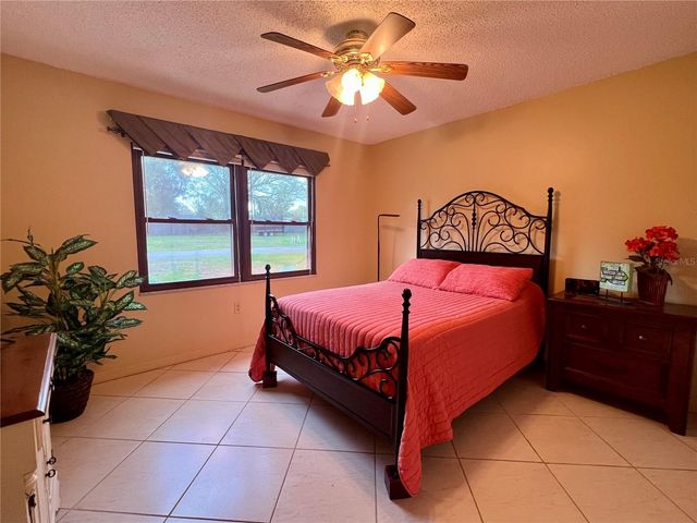 1395 MISSION DRIVE W 28C, Clearwater, FL 33759