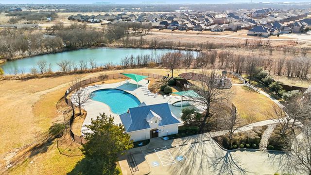 9121 Liberty Crossing Drive, Fort Worth, TX 76131