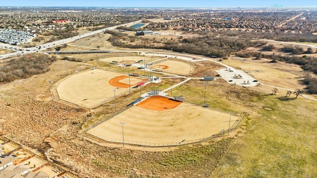 9121 Liberty Crossing Drive, Fort Worth, TX 76131
