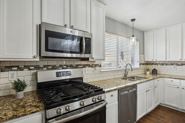 9121 Liberty Crossing Drive, Fort Worth, TX 76131
