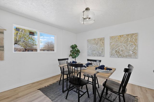 10706 Fairbanks Road NE, Albuquerque, NM 87112