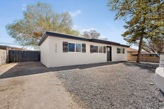 10706 Fairbanks Road NE, Albuquerque, NM 87112