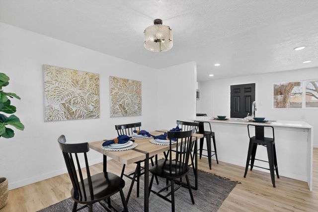 10706 Fairbanks Road NE, Albuquerque, NM 87112