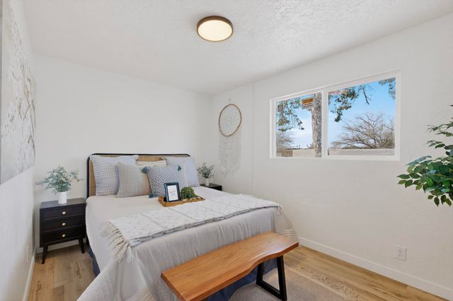 10706 Fairbanks Road NE, Albuquerque, NM 87112