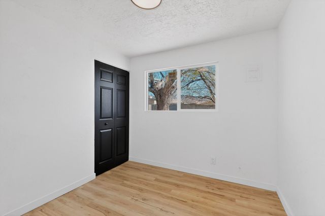 10706 Fairbanks Road NE, Albuquerque, NM 87112