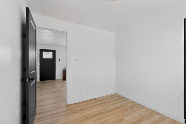 10706 Fairbanks Road NE, Albuquerque, NM 87112