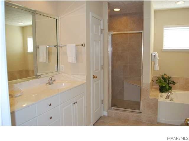 9618 GREYTHORNE Way, Montgomery, AL 36117