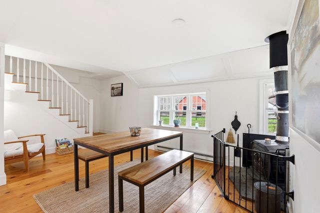 338 Stage Road, Nottingham, NH 03290