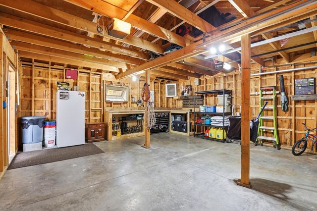 338 Stage Road, Nottingham, NH 03290