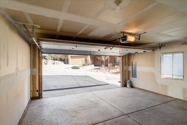 4925 Sombra, Los Alamos, NM 87544