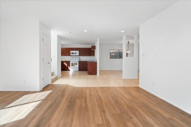 4925 Sombra, Los Alamos, NM 87544