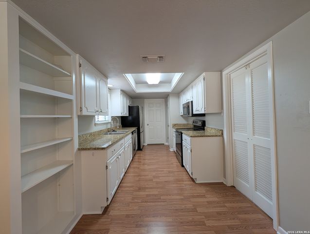 619 SUMMERWOOD DR, New Braunfels, TX 78130