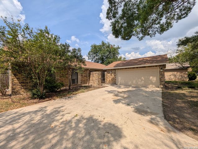 619 SUMMERWOOD DR, New Braunfels, TX 78130