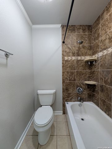 619 SUMMERWOOD DR, New Braunfels, TX 78130