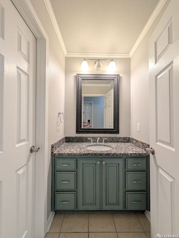619 SUMMERWOOD DR, New Braunfels, TX 78130